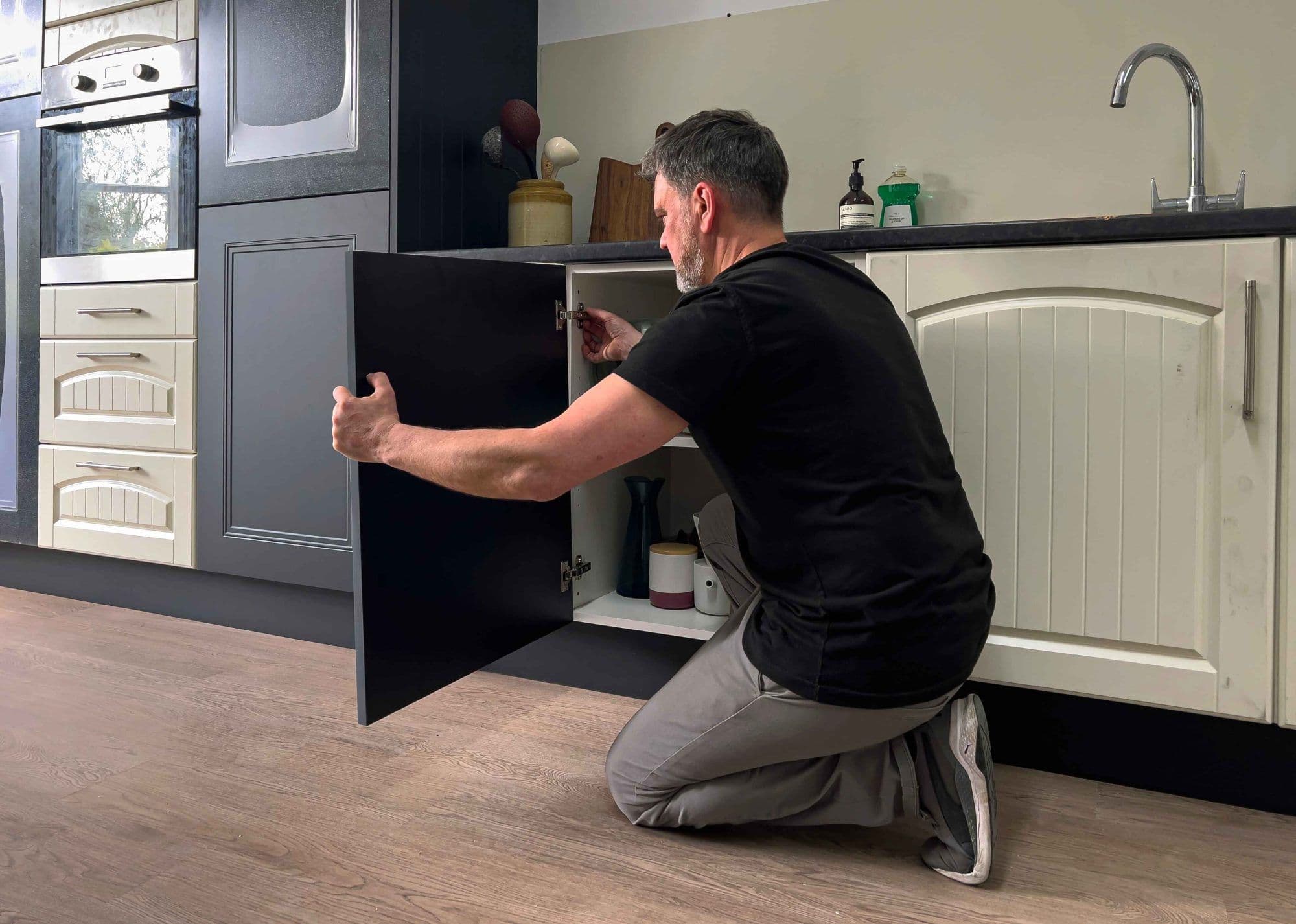 Kitchen Cabinet Door Replacement in Brookview (Middlesex Co), NJ